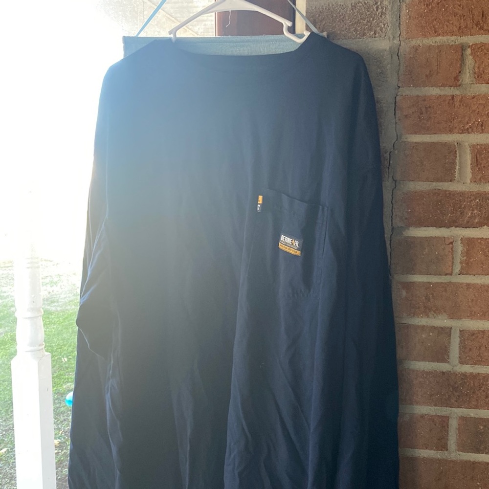 Flame resistant long sleeve